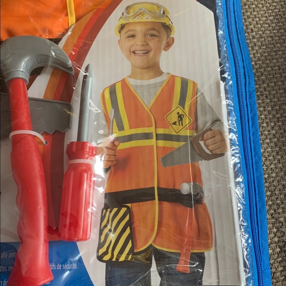 Imagination construction costume